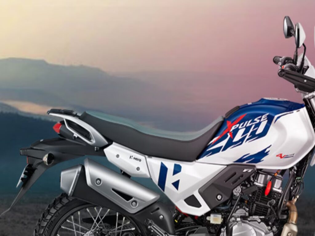 Hero Xpulse 200 4V Pro Dakar Edition launched.